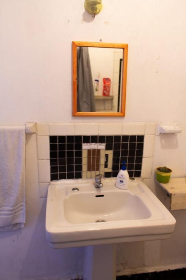 ヴァルパライソ Beer&Beer Bed & Breakfast エクステリア 写真